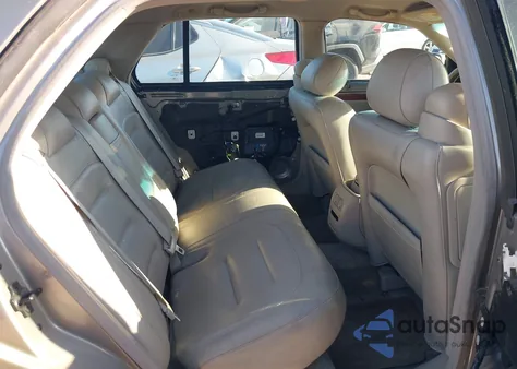 2003 Cadillac Deville Standard z USA, uszkodzony, nr VIN 1G6KD54Y33U225801